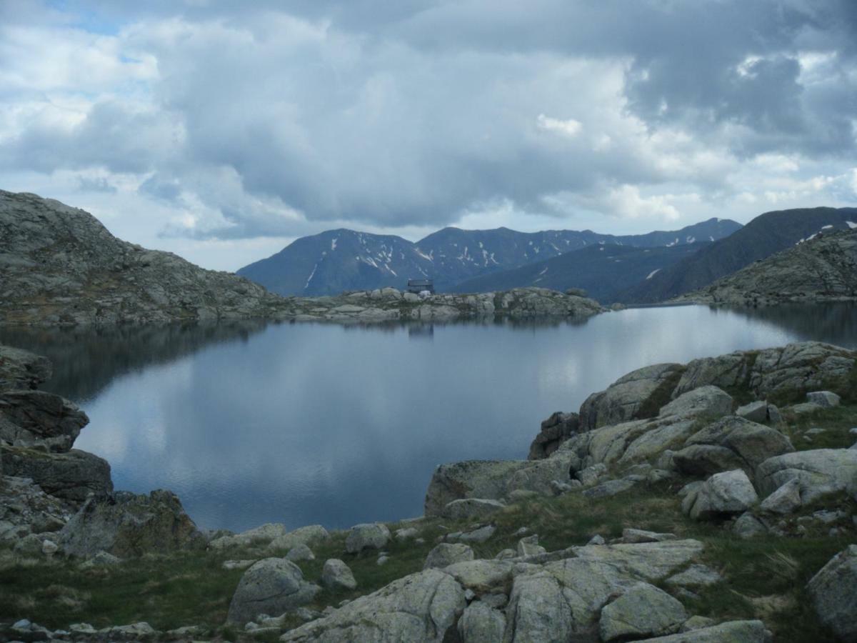 Amaroq Explorers Basecamp Tremp Εξωτερικό φωτογραφία